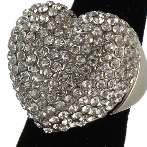 Rhinestone Heart Ring - Picture 2 of 6